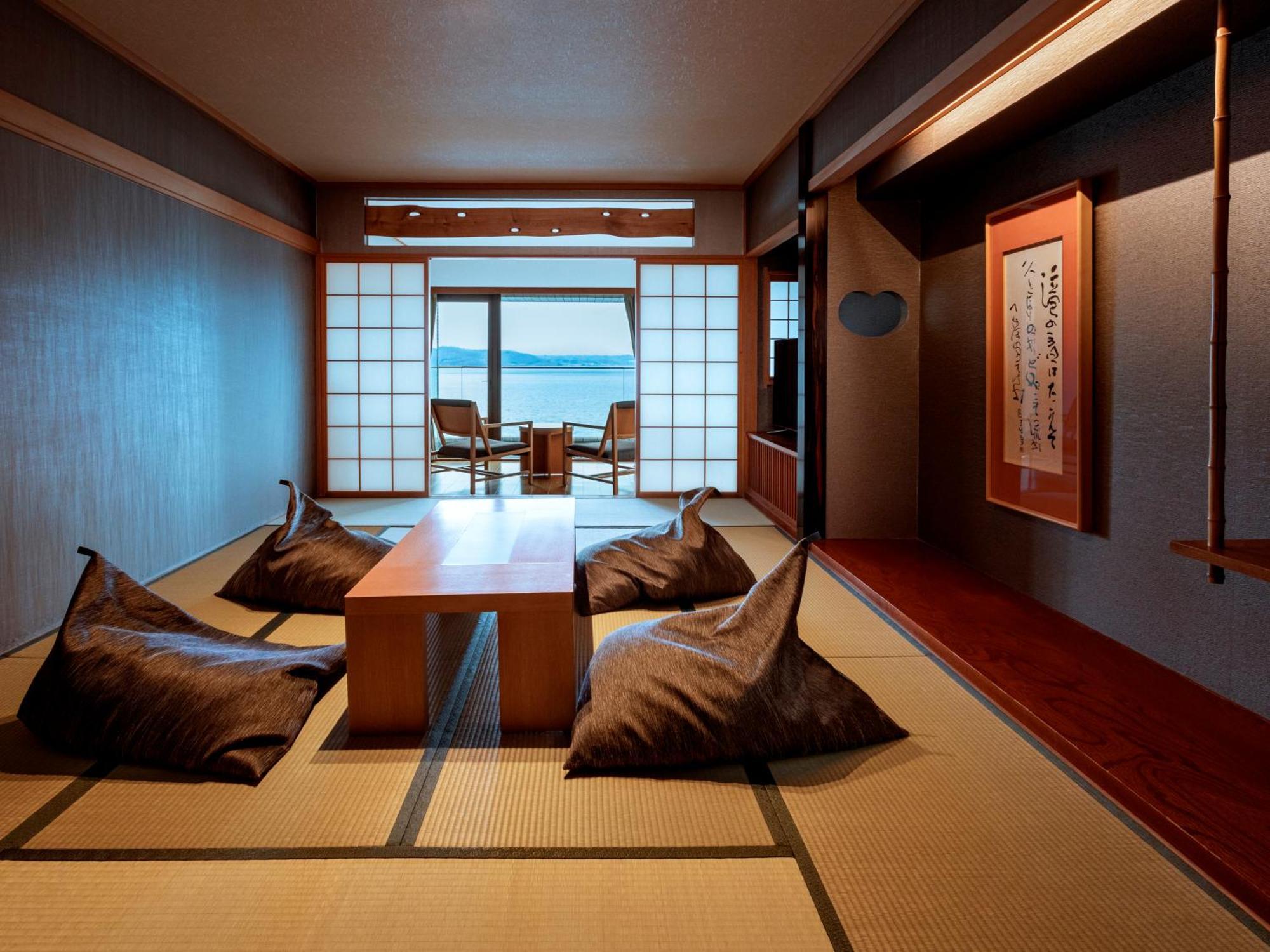 The Lake View Toya Nonokaze Resort Toyako Exterior photo